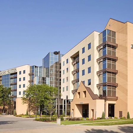 ברידג'טון Embassy Suites By Hilton St Louis Airport מראה חיצוני תמונה