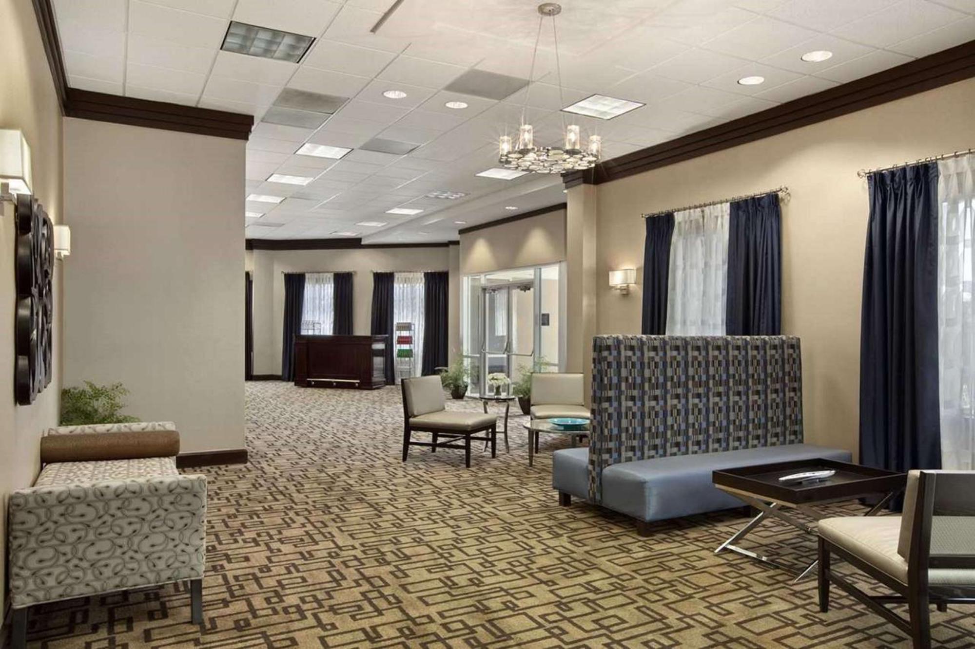 ברידג'טון Embassy Suites By Hilton St Louis Airport מראה חיצוני תמונה