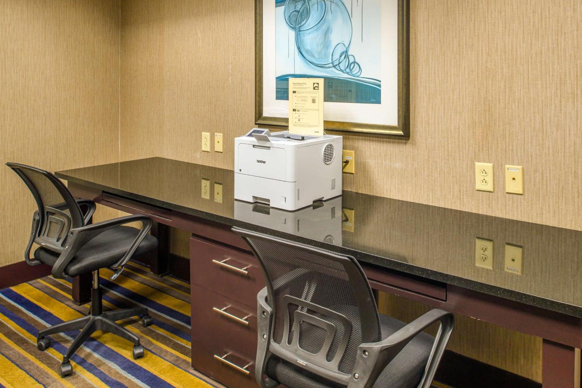 ברידג'טון Embassy Suites By Hilton St Louis Airport מראה חיצוני תמונה