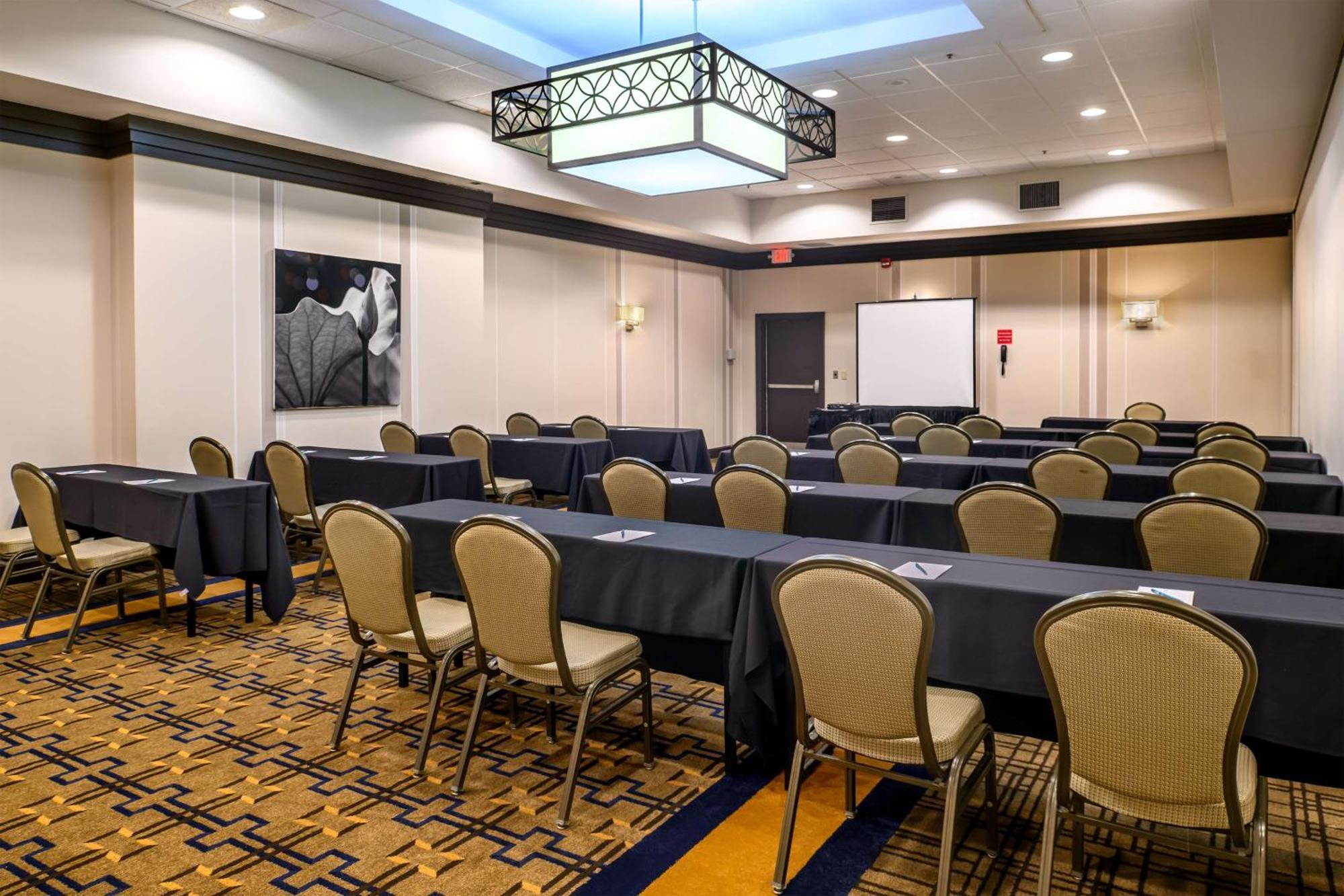 ברידג'טון Embassy Suites By Hilton St Louis Airport מראה חיצוני תמונה